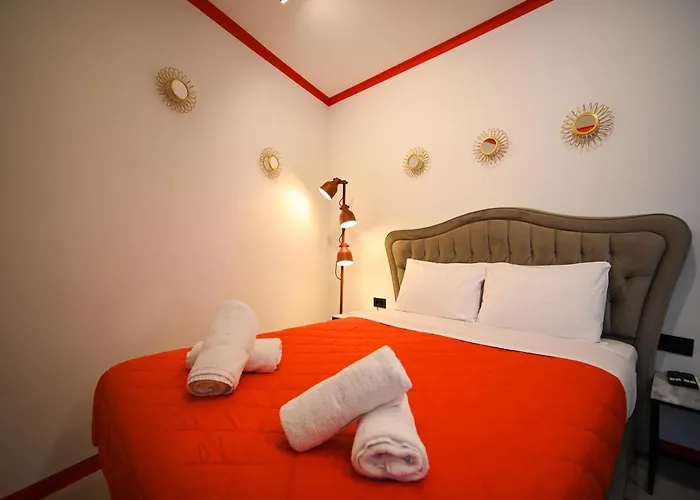Plaka Central Suite By Zeussuites