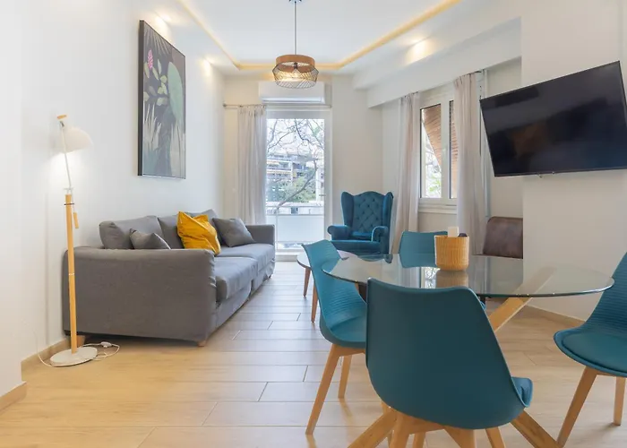 New Ventiri Family Suite 1, Near Hilton, Athens Central, Fully Equipped